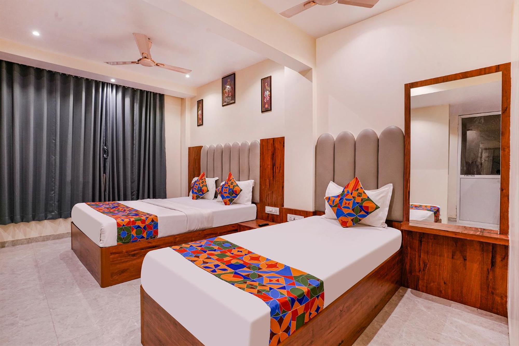 فندق Fabexpress Utsav Residency - Nr Panvel Jāmb المظهر الخارجي الصورة