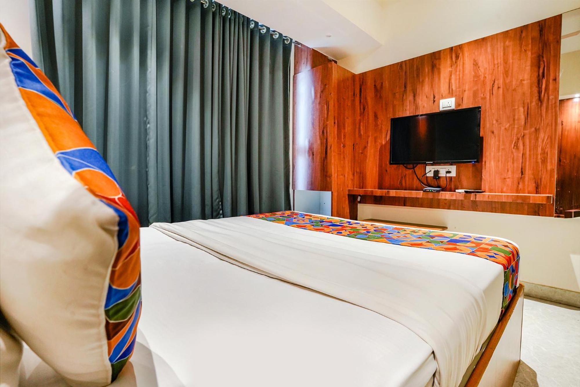 فندق Fabexpress Utsav Residency - Nr Panvel Jāmb المظهر الخارجي الصورة