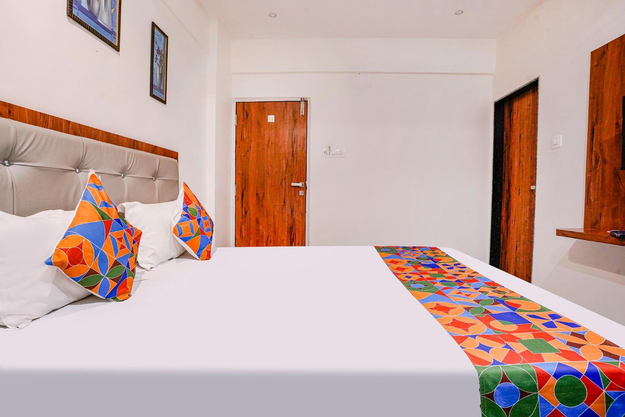 فندق Fabexpress Utsav Residency - Nr Panvel Jāmb المظهر الخارجي الصورة
