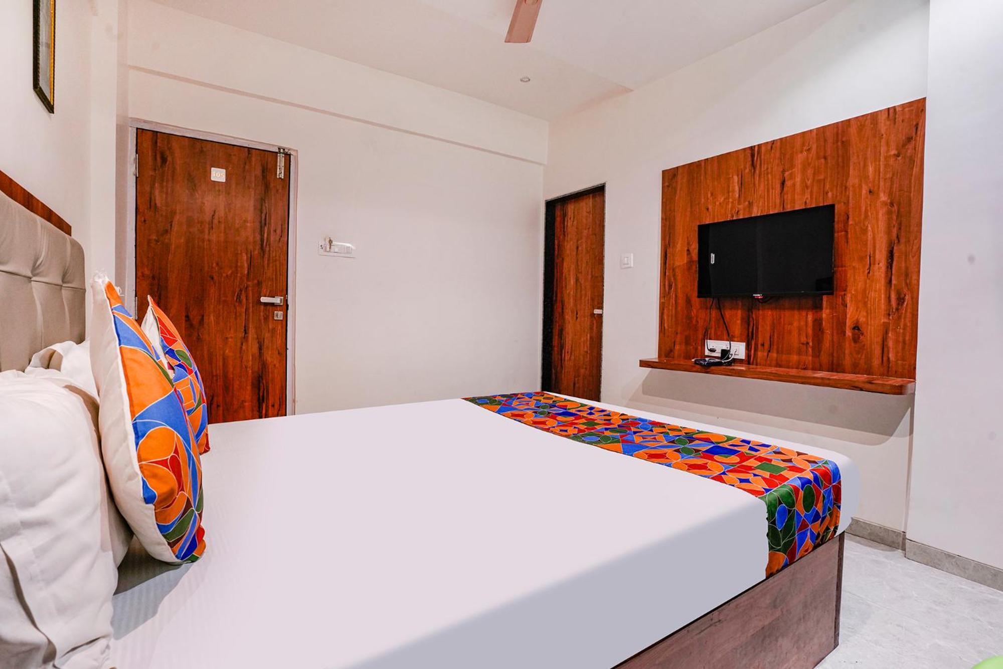 فندق Fabexpress Utsav Residency - Nr Panvel Jāmb المظهر الخارجي الصورة